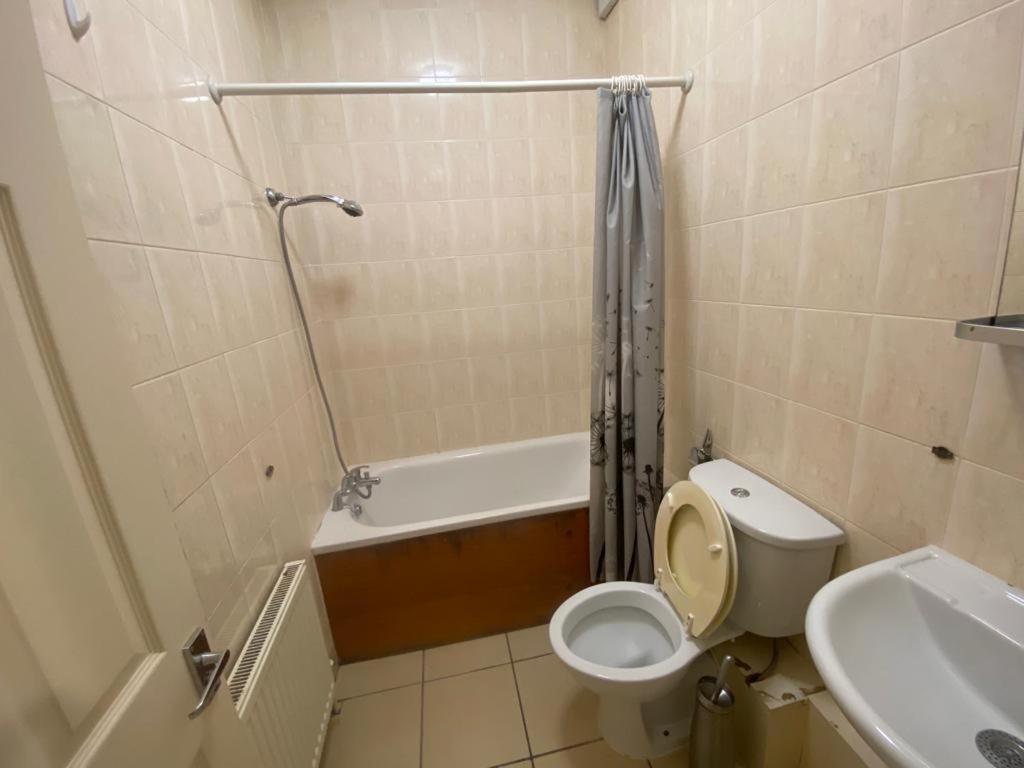 Golders Way Rooms Londres Exterior foto